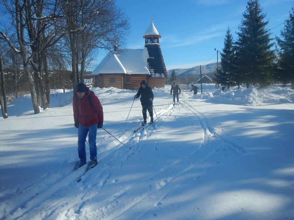 Готель Latarnia Wagabundy Bieszczady Воля Мигова Екстер'єр фото